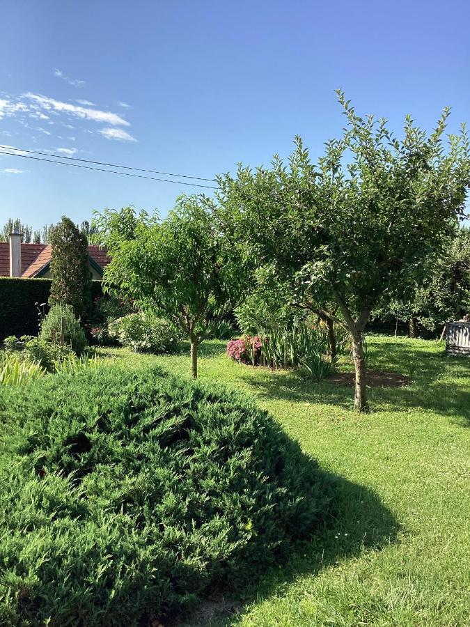 דירות Badacsony Ibolya Apartman מראה חיצוני תמונה
